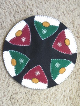 Gnome Table Topper Pattern